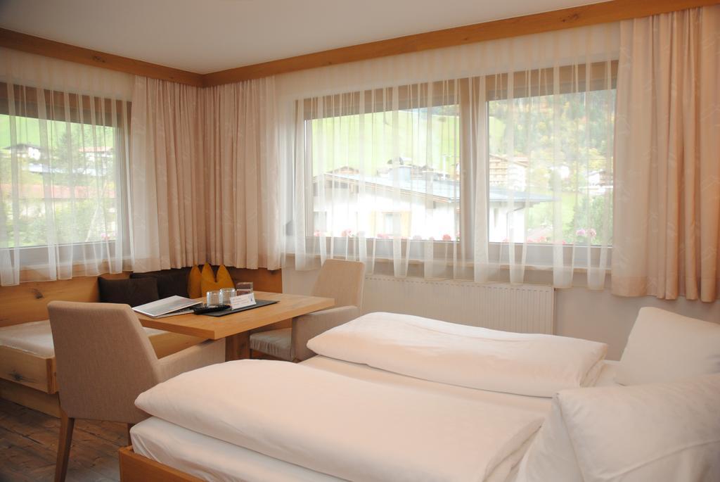 פינקנברג Gaestehaus Pirker מראה חיצוני תמונה